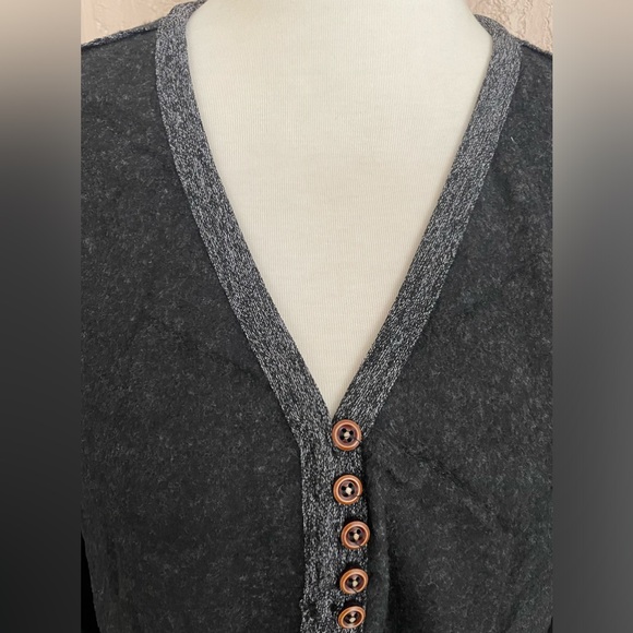 Soft Black Top - Picture 2 of 4